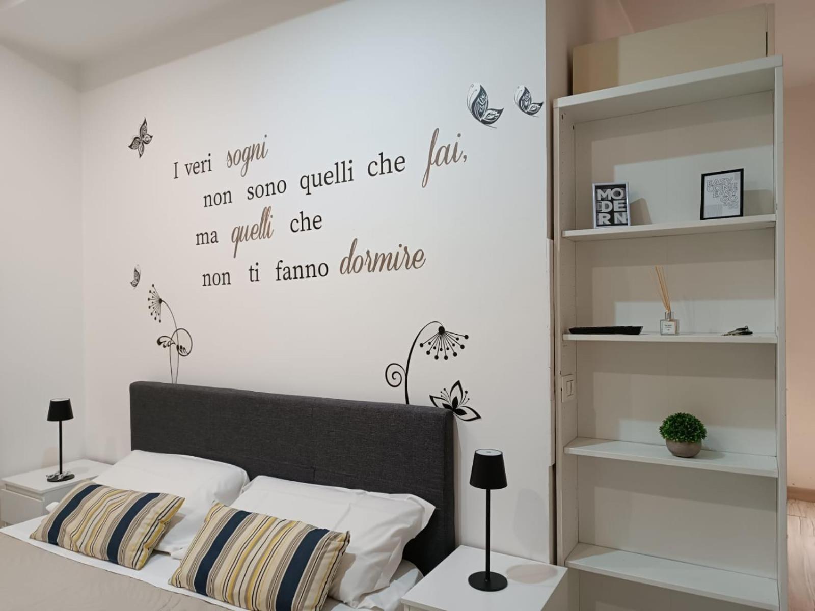 Studio Metro Bologna Roma Ngoại thất bức ảnh